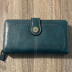 Chic Teal Women's Wallet with Button Clasp